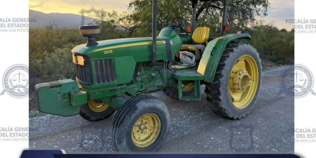 POLICÍA DE INVESTIGACIÓN POTOSINA ASEGURA TRACTOR EN VANEGAS