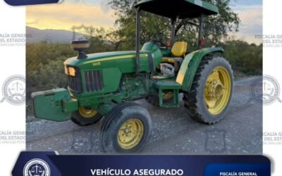 POLICÍA DE INVESTIGACIÓN POTOSINA ASEGURA TRACTOR EN VANEGAS