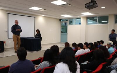 UNIVERSIDAD TECNOLÓGICA METROPOLITANA IMPULSA VINCULACIÓN EDUCATIVA Y FORMACIÓN LABORAL