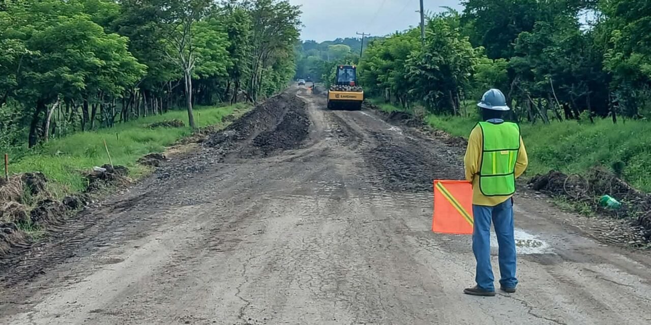 GOBIERNO DEL ESTADO CONECTA A 19 COMUNIDADES DE LA HUASTECA