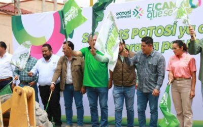 EL GOBERNADOR DEL ESTADO RICARDO GALLARDO ARRANCA CONSTRUCCIÓN DE CARRETERA SALINAS-SANTO DOMINGO