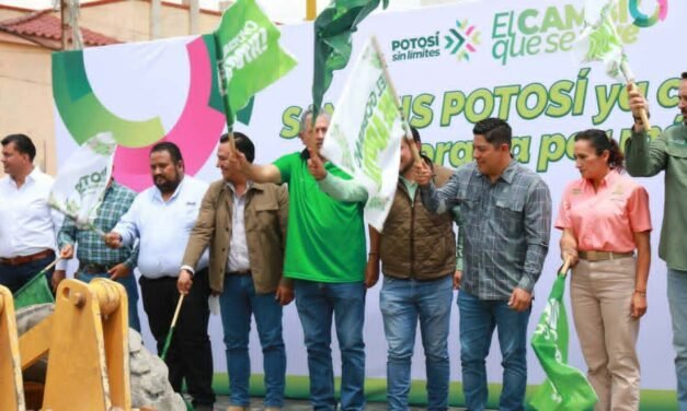 EL GOBERNADOR DEL ESTADO RICARDO GALLARDO ARRANCA CONSTRUCCIÓN DE CARRETERA SALINAS-SANTO DOMINGO