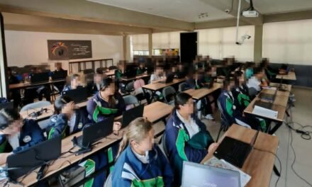 ESTADO ACERCA TECNOLOGÍA E INTELIGENCIA ARTIFICIAL A JÓVENES POTOSINAS