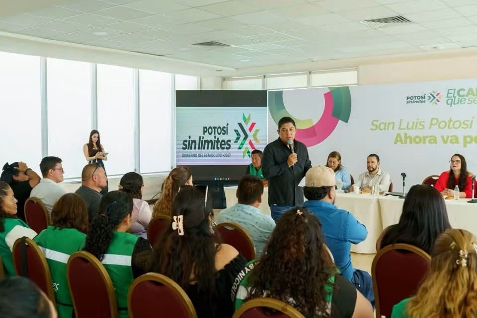 EL GOBERNADOR RICARDO GALLARDO AMPLÍA PROGRAMAS SOCIALES EN LA CAPITAL Y VILLA DE POZOS