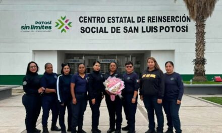 TRAYECTORIA PENITENCIARIA RECIBE HOMENAJE TRAS 28 AÑOS DE SERVICIO