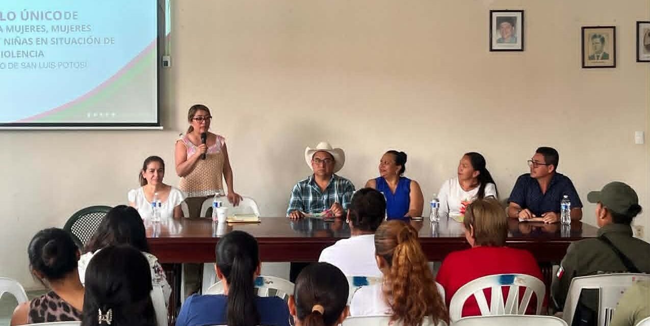PERSONAL DE TAMUÍN RECIBE CAPACITACIÓN EN ATENCIÓN A MUJERES VÍCTIMAS DE VIOLENCIA