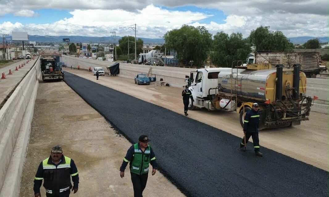 EL GOBERNADOR RICARDO GALLARDO INTENSIFICA EL RITMO DE TRABAJO DURANTE EL VERANO