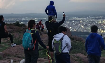 MÁS DE 300 PERSONAS PARTICIPAN EN LA PRIMERA RUTA DE SENDERISMO POR LA REINSERCIÓN