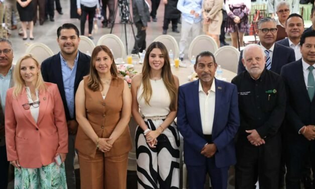 RUTH GONZÁLEZ RECONOCE LABOR DEL PERSONAL ADMINISTRATIVO DE LA SEGE