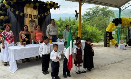 TEMO BALDERAS PADRINO DE MÁS DE 1300 EGRESADOS