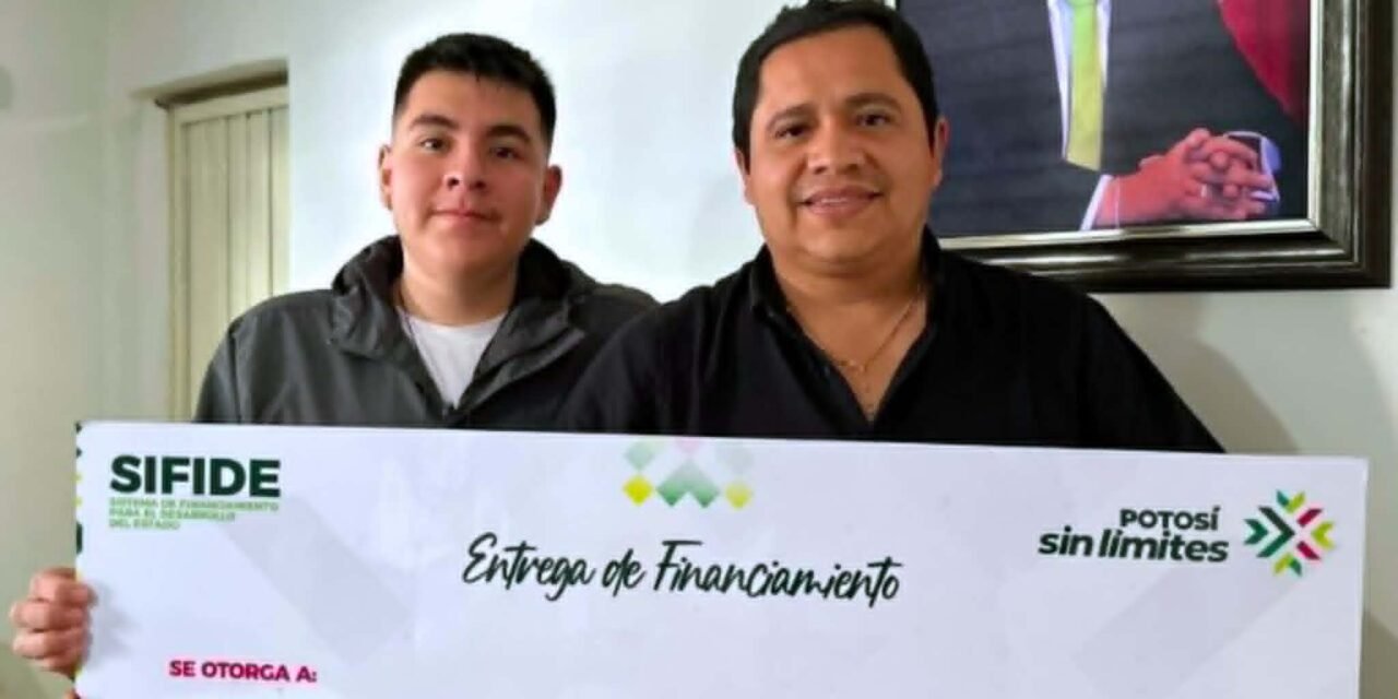 GOBIERNO DEL ESTADO APOYA CON INSCRIPCIÓN Y TITULACIÓN A UNIVERSITARIOS
