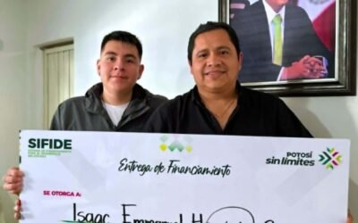GOBIERNO DEL ESTADO APOYA CON INSCRIPCIÓN Y TITULACIÓN A UNIVERSITARIOS