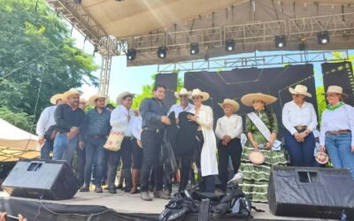 GOBIERNO DEL ESTADO APOYA LAS TRADICIONES GANADERAS EN AQUISMÓN