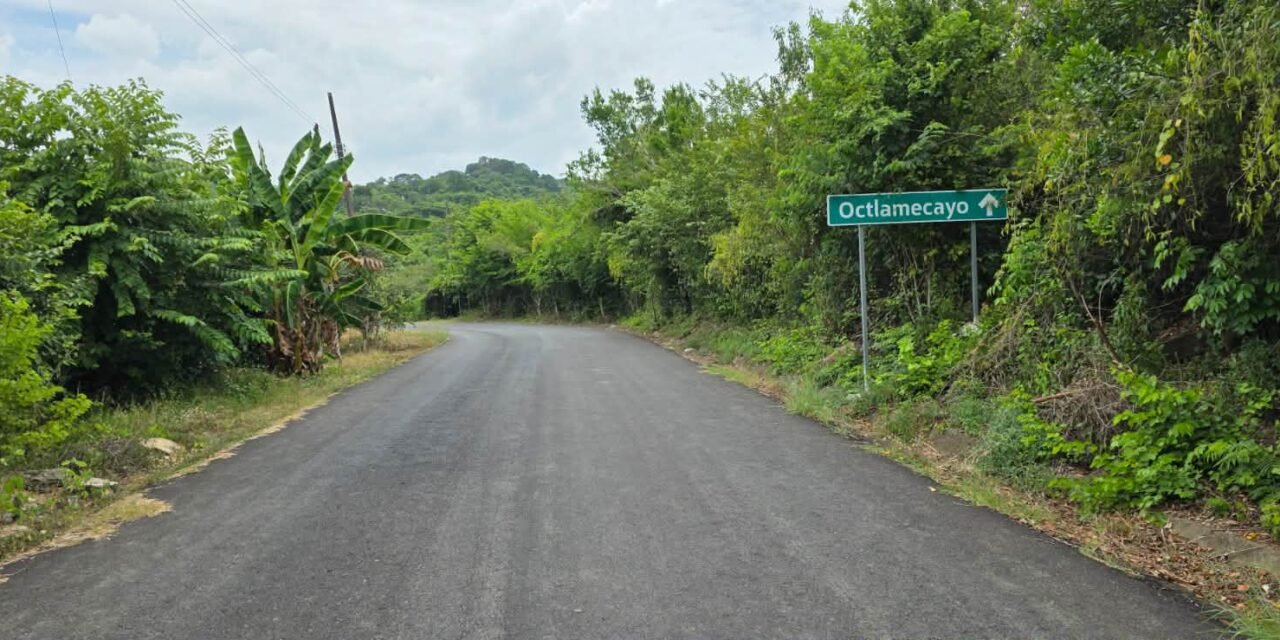 EL GOBIERNO ESTATAL FINALIZA CAMINO QUE UNE 25 COMUNIDADES EN LA HUASTECA