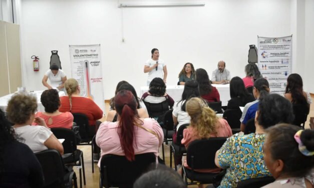 GOBIERNO DEL ESTADO ENTREGA 75 TARJETAS ROSA A MUJERES POTOSINAS