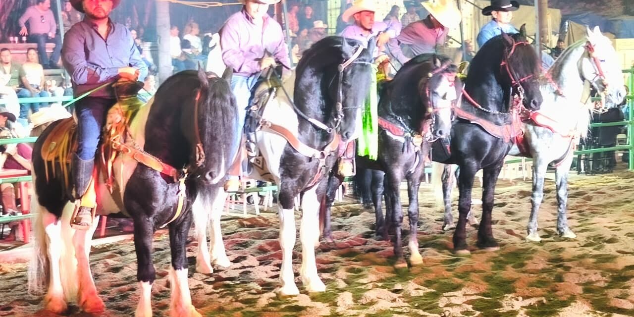 SAN LUIS POTOSÍ LOGRA DOS TRIUNFOS EN CAMPEONATO NACIONAL DE CABALLOS BAILADORES