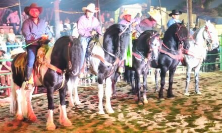 SAN LUIS POTOSÍ LOGRA DOS TRIUNFOS EN CAMPEONATO NACIONAL DE CABALLOS BAILADORES