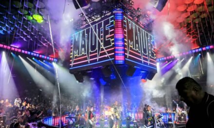 MATUTE ENCIENDE EL PALENQUE CON UNA NOCHE OCHENTERA