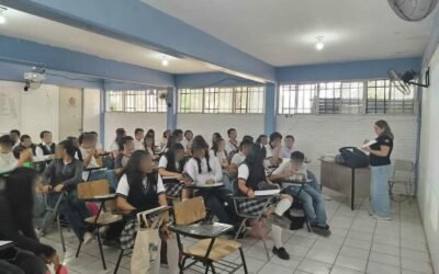 CJM LLEVA PREVENCIÓN Y CUIDADO EMOCIONAL A ESTUDIANTES DE RAYÓN