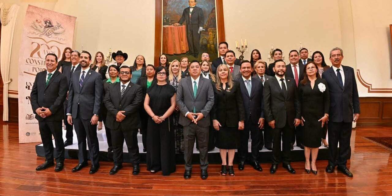EL GOBERNADOR DEL ESTADO, RICARDO GALLARDO CARDONA, ENALTECE EL BICENTENARIO DE LA CONSTITUCIÓN POLÍTICA DE SAN LUIS POTOSÍ