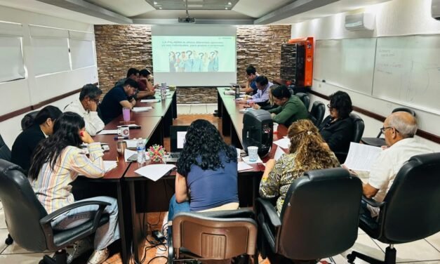 OFICIALIA MAYOR CAPACITA A SERVIDORES PÚBLICOS PARA MEJORAR LA ATENCIÓN CIUDADANA