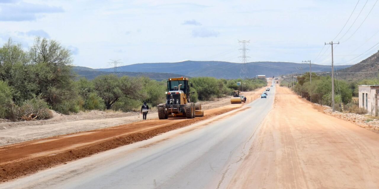 AVANZA MODERNIZACIÓN EN LA CARRETERA ESTATAL 22