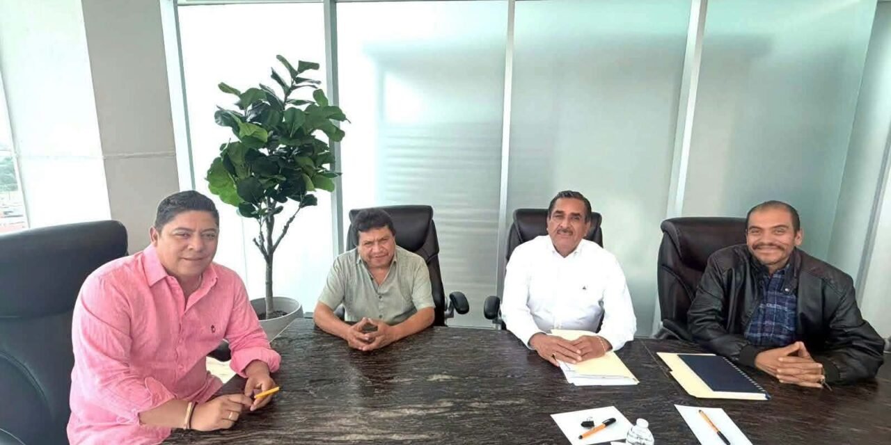 GOBIERNO DEL ESTADO DA SEGUIMIENTO A CERTEZA PATRIMONIAL EN SAN JUAN DE GUADALUPE DE LA CAPITAL POTOSINA