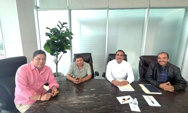 GOBIERNO DEL ESTADO DA SEGUIMIENTO A CERTEZA PATRIMONIAL EN SAN JUAN DE GUADALUPE DE LA CAPITAL POTOSINA
