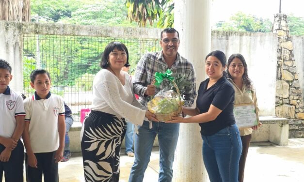 EN HONORES, ALCANDE DE AQUISMÓN ANUNCIA ACONDICIONAMIENTO DE COMEDOR ESCOLAR PARA LA ESCUELA PRIMARIA NICOLÁS BRAVO EN TAMÁPATZ