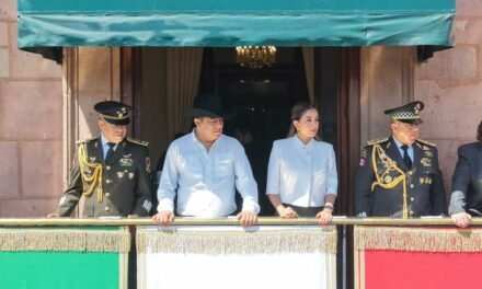 EL GOBERNADOR RICARDO GALLARDO ENCABEZA DESFILE CÍVICO-MILITAR Y ENALTECE EL ORGULLO DE SER MEXICANOS