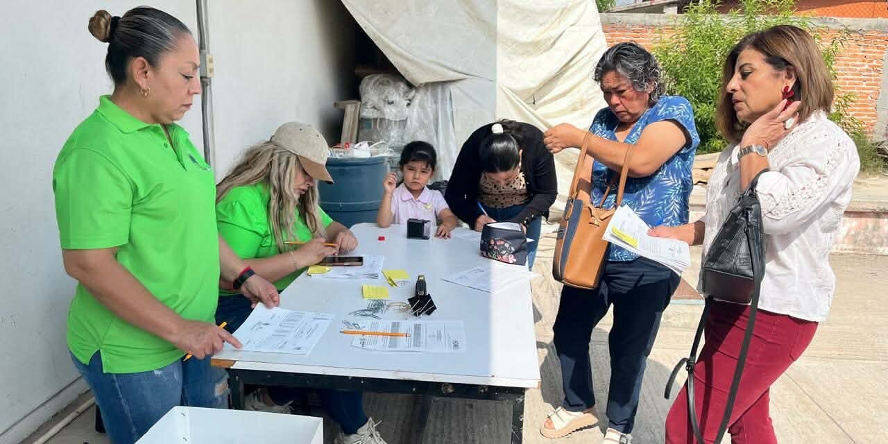 EL GOBIERNO DEL ESTADO GARANTIZA LIBROS DE TEXTO PARA ESTUDIANTES DE LAS CUATRO REGIONES