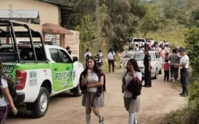 SEGURIDAD PÚBLICA Y TRÁNSITO MUNICIPAL DE XILITLA ARRANCO OPERATIVO JUVENTUD