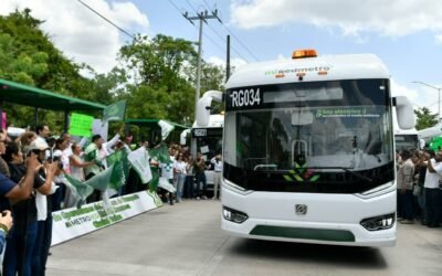 EL GOBERNADOR RICARDO GALLARDO PONE EN MARCHA REDMETRO RIVIERA HUASTECA: MÁS DE 100 KM DE TRANSPORTE GRATUITO