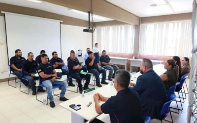 GOBIERNO ESTATAL Y SECTOR INDUSTRIAL CAPACITAN A TRABAJADORES EN SEGURIDAD LABORAL