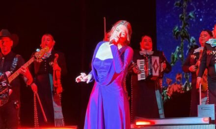 YURIDIA LLENA EL TEATRO DE LA CIUDAD Y DA VIDA NOCTURNA AL TANGAMANGA II