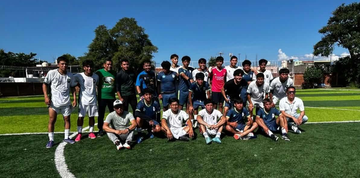 ESTUDIANTES POTOSINOS CONQUISTAN TRES MEDALLAS DE BRONCE EN COMPETENCIA NACIONAL
