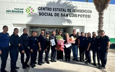 GOBIERNO ESTATAL RECONOCE CASI 30 AÑOS DE SERVICIO DE PERSONAL PENITENCIARIO