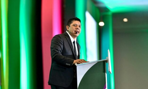 SAN LUIS POTOSÍ DESTACA REDUCCIÓN DE LA POBREZA EN MÁS DE 339 MIL POTOSINOS