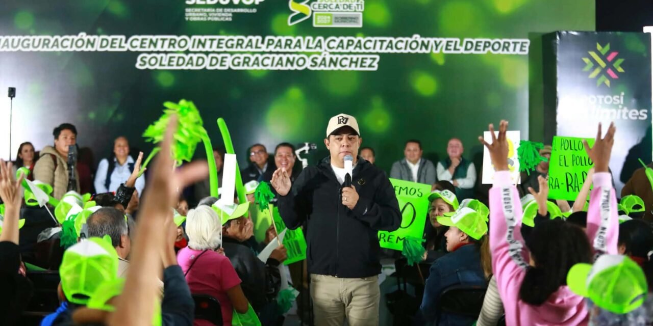 EL GOBERNADOR RICARDO GALLARDO INAUGURA MODERNO CENTRO DEPORTIVO Y DE CAPACITACIÓN EN SOLEDAD