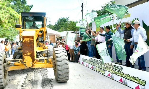 EL GOBERNADOR RICARDO GALLARDO ARRANCA REHABILITACIÓN DE CINCO CALLES Y ENTREGA NUEVA VIALIDAD EN CIUDAD VALLES