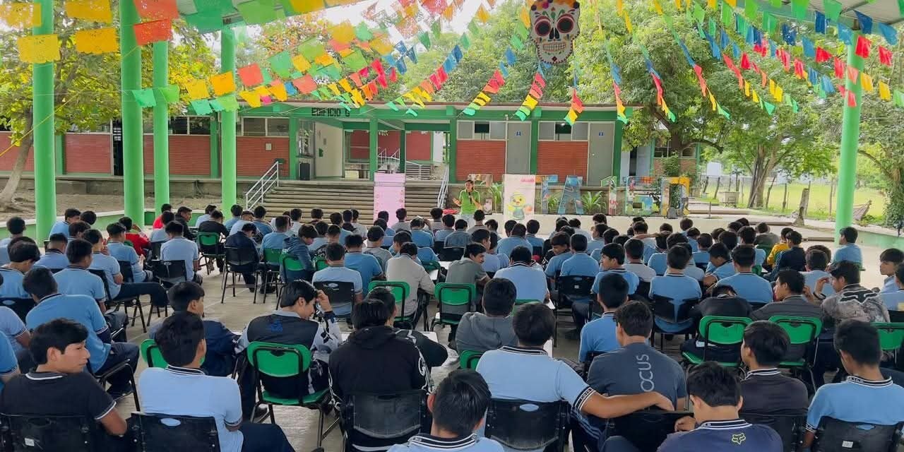 CAMPAÑA INTENSA DE SALUD Y AUTOCUIDADO A JÓVENES DE LA HUASTECA POTOSINA