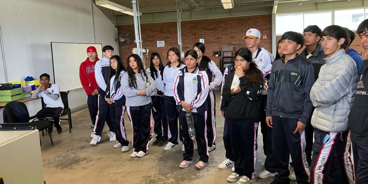 UNIVERSIDAD INTERCULTURAL ACERCA LA ROBÓTICA INDUSTRIAL A ESTUDIANTES