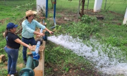 GOBIERNO DEL ESTADO GENERA MEJOR ABASTECIMIENTO DE AGUA EN EL NARANJO