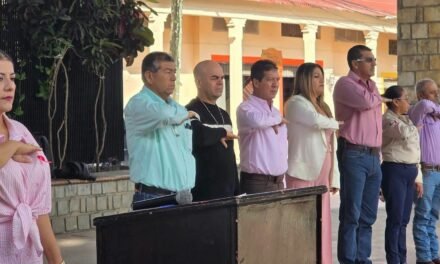 HONORES A LA BANDERA DAN PASO A UNA SEMANA DE NUEVAS ACCIONES EN AQUISMÓN