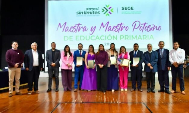 SEGE RECONOCE LA TRAYECTORIA DE DOCENTES Y DIRECTIVOS DE EDUCACIÓN PRIMARIA